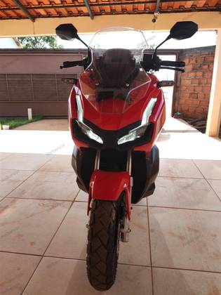 HONDA ADV 